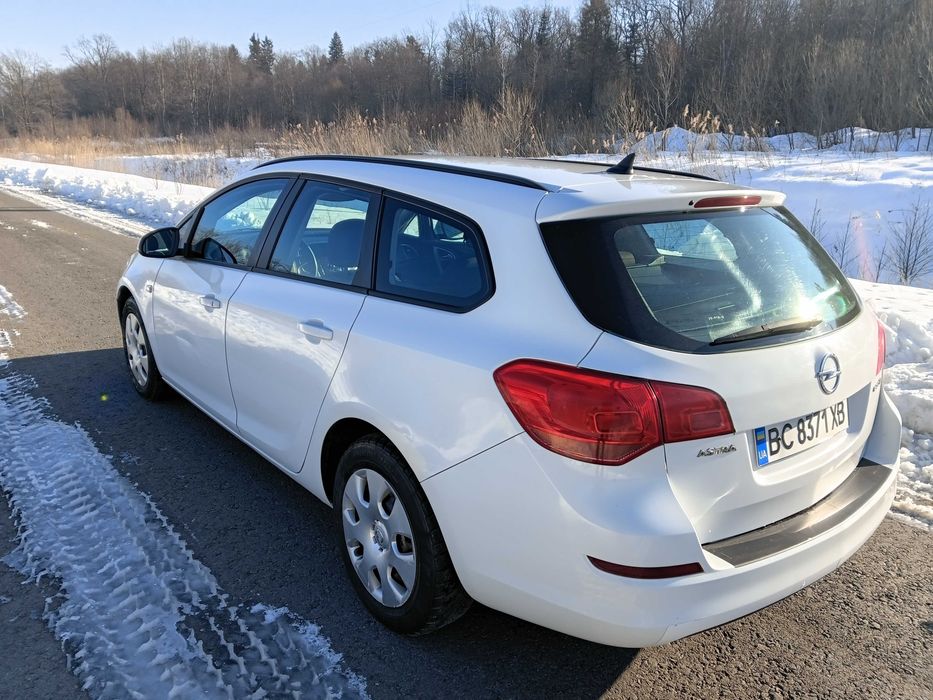 Продам Опель Астра 2011р.