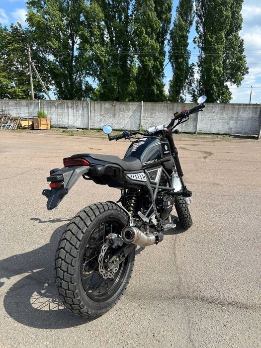 Мотоцикл GEON SCRAMBLER (300 FE 17/17 МКПП 6 II)