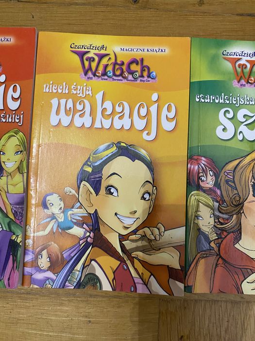 Zestaw książek z serii Czarodziejki Witch