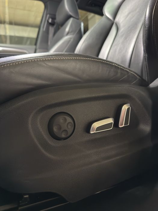Audi SQ5  Продам