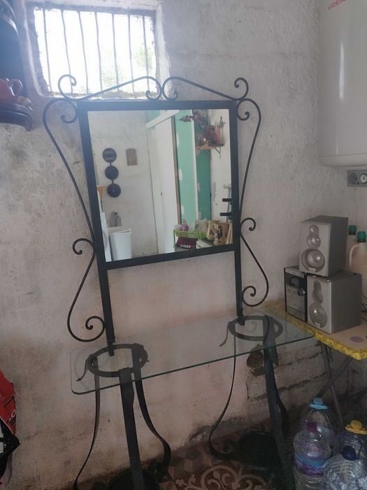 Móvel de Entrada Antigo