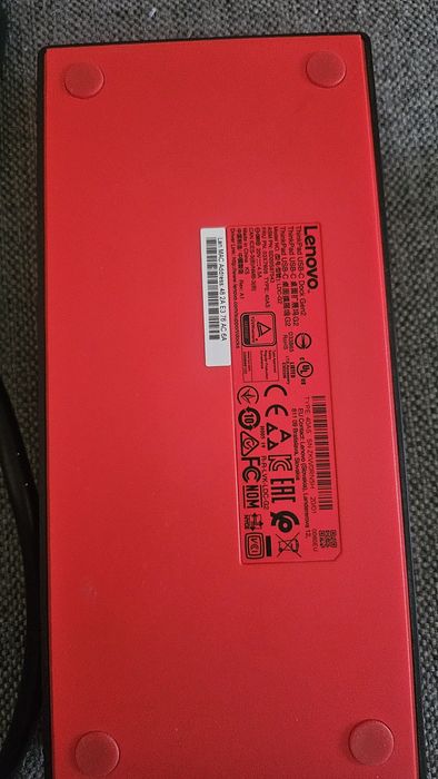 Stacja dokujaca Lenovo z zasilaczem Model: 40AS0090EU