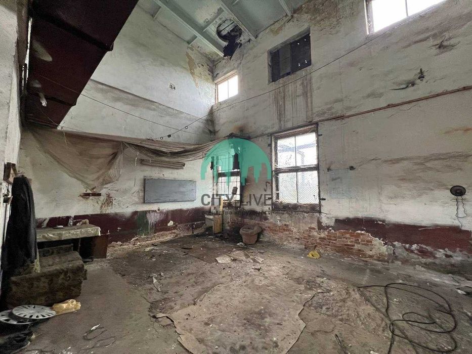 Продається приміщення 857 м2 в с. Комарів, 5 км до траси Н09! (25)