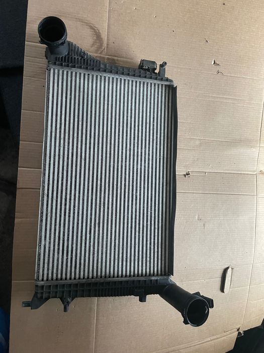 Радіатор інтеркулєра vw 1.9 TDI