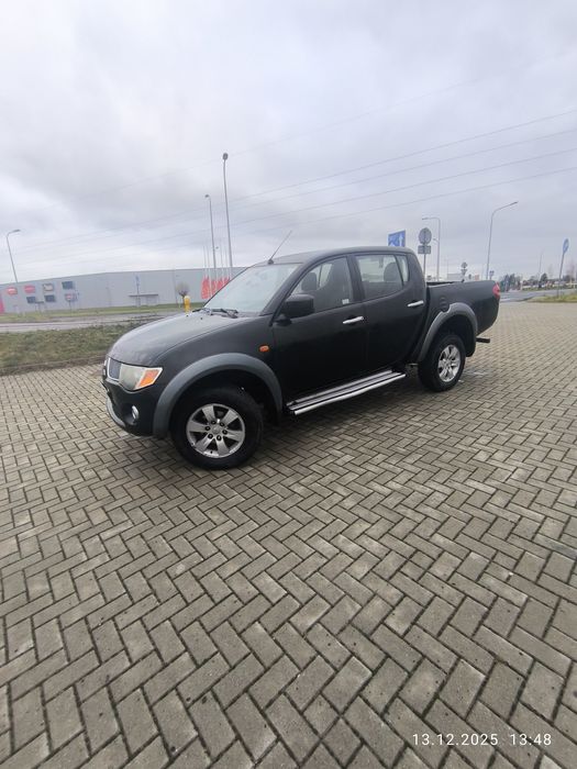 Mitsubishi l200, дабл кабіна, кунг 2.5 дизель, механіка, 150тис км  !!