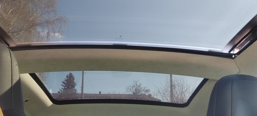 Tesla Model S 70D