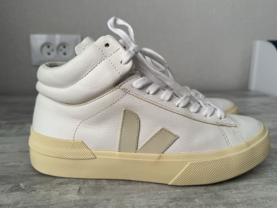 Снікерси черевики VEJA