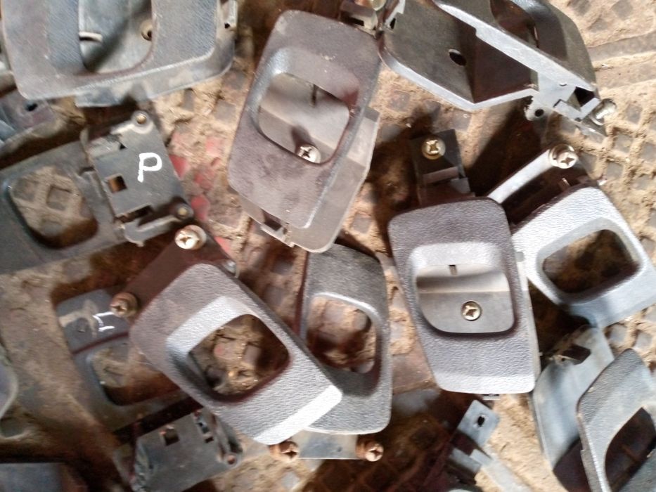 Ручка внутренняя открытия двери славута  таврия пикап. Разборка заз