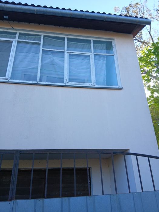Продам будинок з ремонтом  ( неподалік річка) .