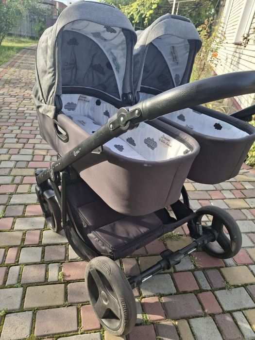 Продам коляску для двійні Jedo