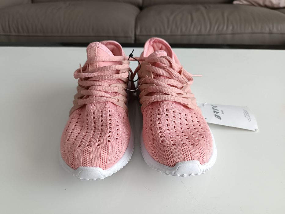 Buty adidasy Bartek r.32 nowe