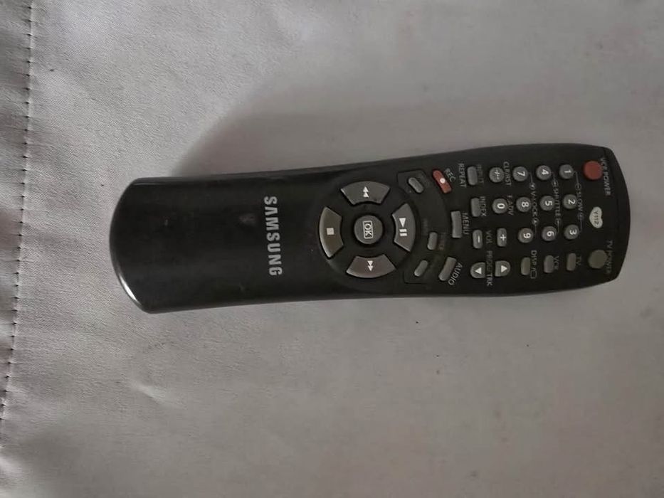 Duży telewizor projekcyjny Samsung Cinema SPM-5288PF SPRAWNY