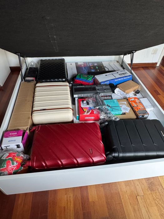 Cama com arrumação / Sommier 200x160