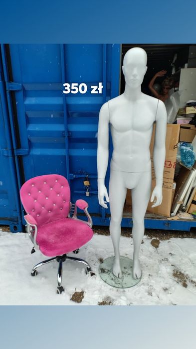 Manekiny damskie  i męskie- różne postawy