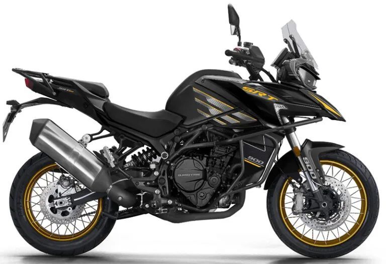 QJMOTOR SRT900SX 2025r. / Przebieg - tylko 1800km!