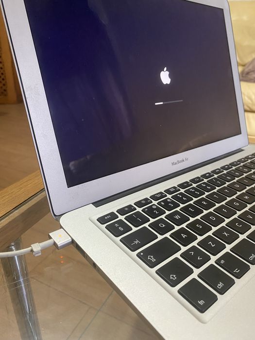 MacBook Air Intel i5
