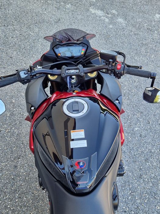 Suzuki GSX-S1000FA