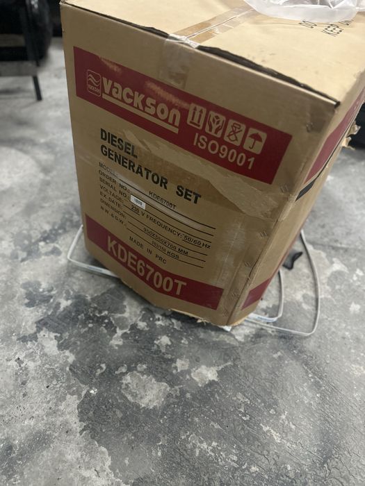 Генератор дизельний VACKSON546700T 5 кВт у шумопоглинальному кожусі