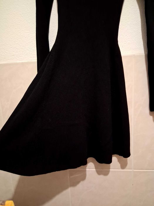Vestido Zara,com bota Breskha.