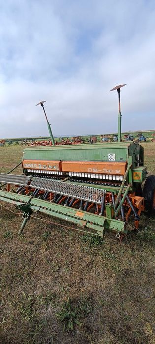 Amazone D8 3m AD 302  303  KE