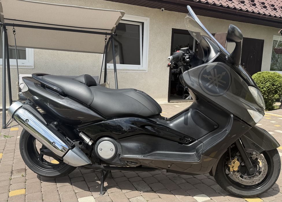 Yamaha T Max 500