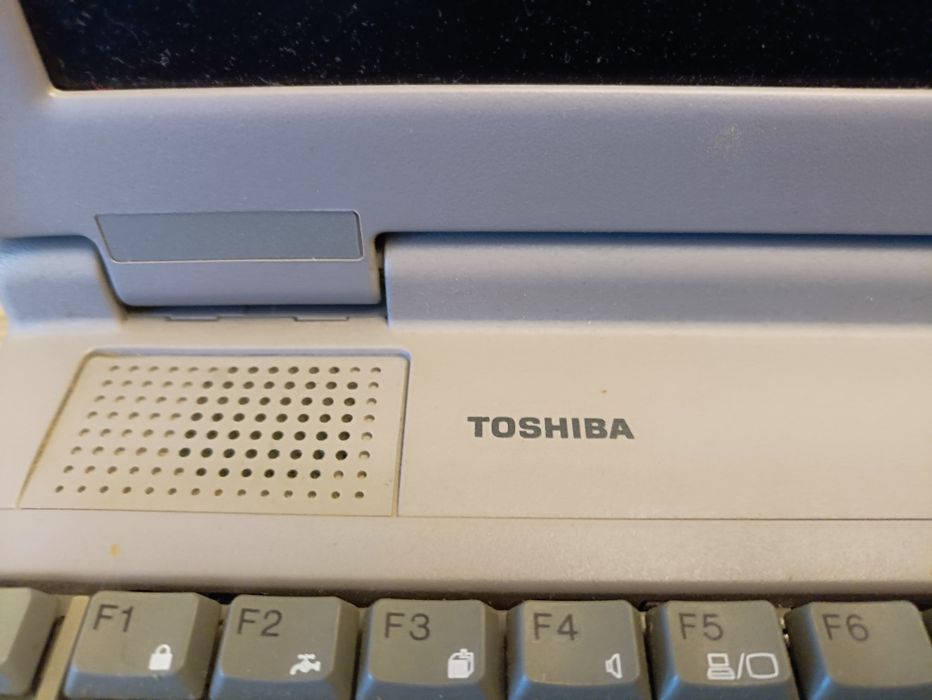 Ноутбук Toshiba S300 CDS