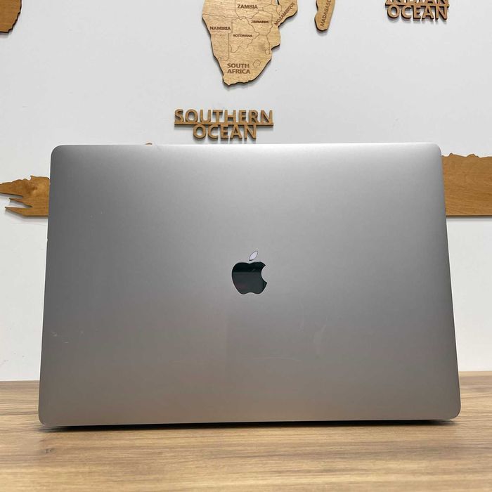 Macbook Pro 16 A2141 i7-9750H 32GB 512GB Pro 5500M 4GB Gwar12 Klasa B