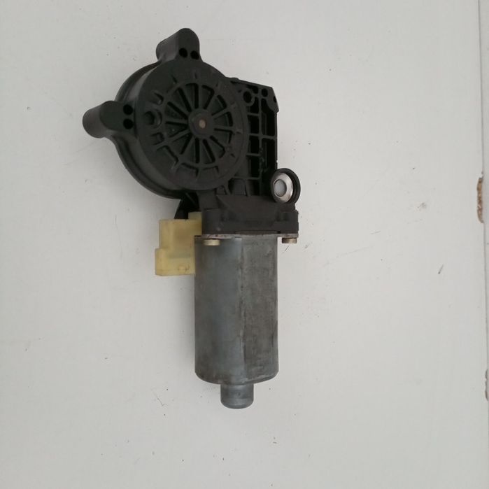 Motor do elevador de vidro - SAAB 9-5 (YS3E) | 97 - 09