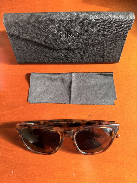 Oculos da hawkers em bom estado