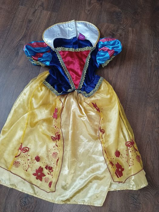 Strój Królewny Śnieżki r.97-104 George