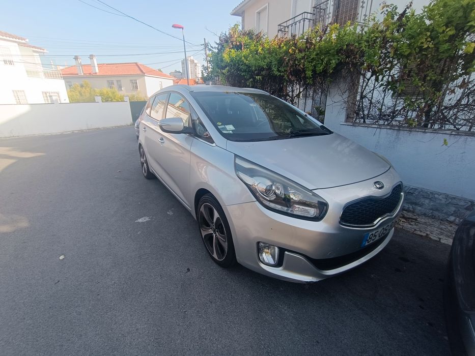 Kia carens 7 lugares