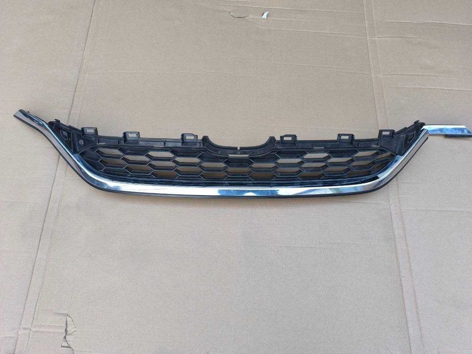 Решітка радіатора grill у зборі Honda CRV 15-16 71124T1WA01 оригінал під ремонт