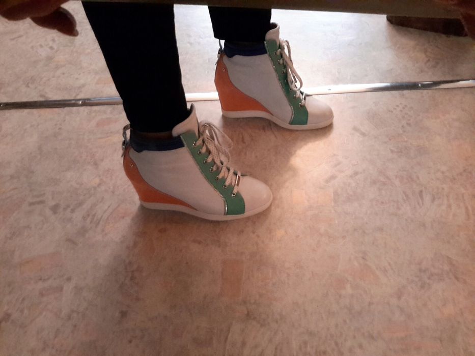 оригинальные  ботинки  фирмы ballin ,baldinini Италия