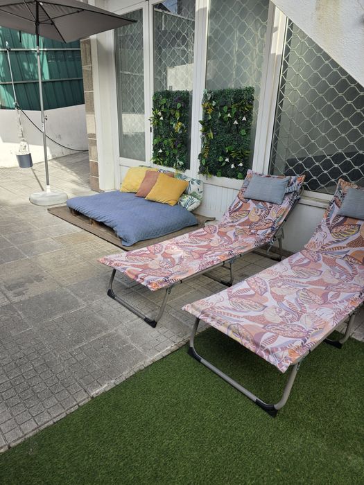 Espaço para festas com piscina/decoração personalizada