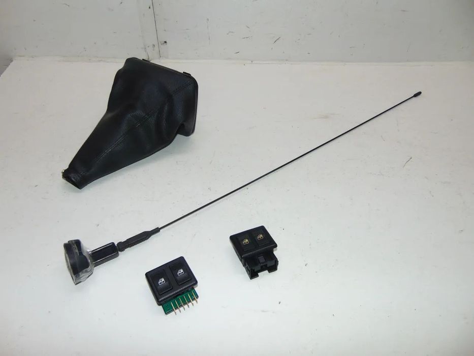 Fiat Uno fole/antena