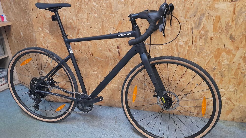 rower cannondale topstone 4 gravel