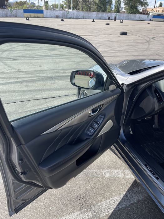 Infiniti Q50 Red sport 400