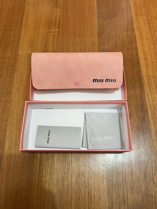 Miu Miu Oculos Leopardo