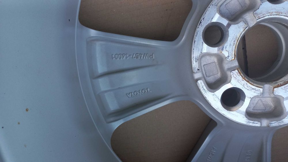 Alufelgi Toyota 17 cali 5x114,3 Orginał