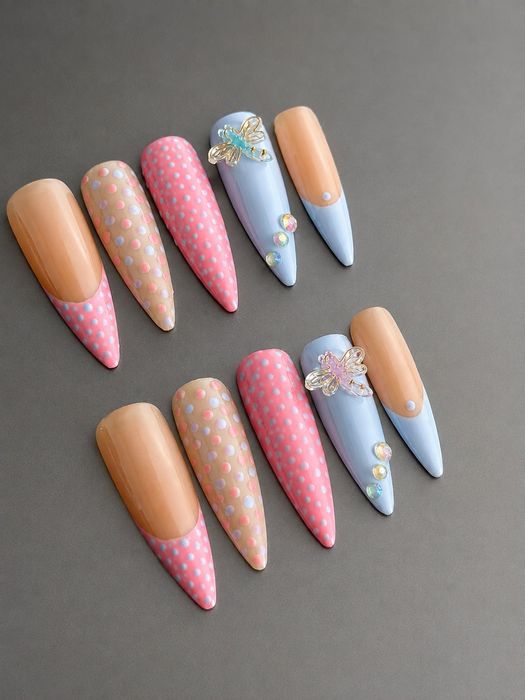 Press on nails tipsy