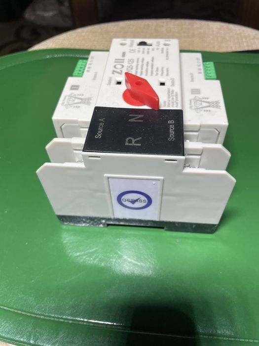 АВР електричний Автомат Введення Резезерву