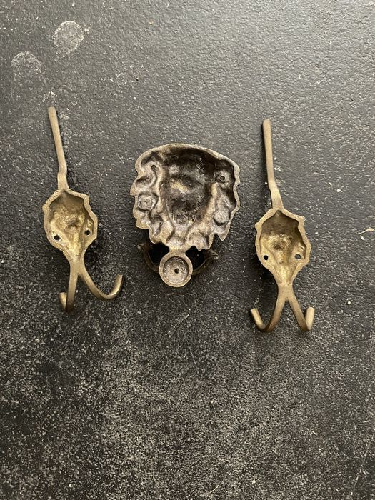 Pecas cabeca de leao em latao