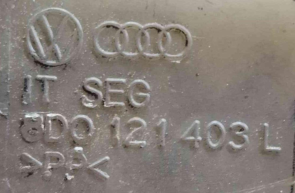 Reservatório / Depósito da Água / Líquido de Refrigeração VW PASSAT B5 (3B2) ano 2000