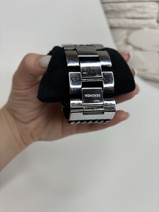 Жіночий стильний наручний годинник Seconda Sexy Swarovski