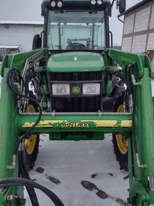 Ciagnik rolniczy John Deere 5415