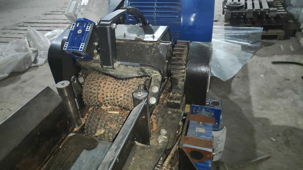 Дробарка --SHARK -- 1500