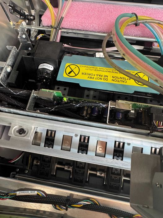 Sprzedam przemysłową drukarkę etykiet kolorowych QuickLabel QL-850.