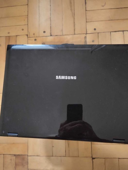 Ноутбук самсунг  р 60 плюс  и сенс р 470. + диск ХДД 160 ггб. Вин 10