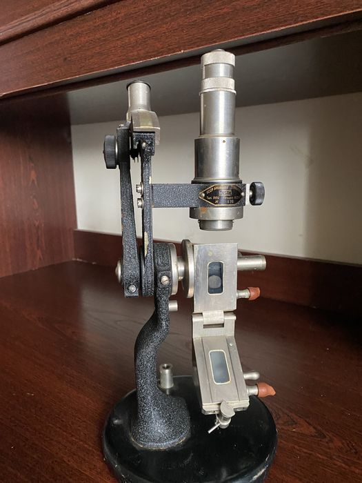 Продам мікроскоп