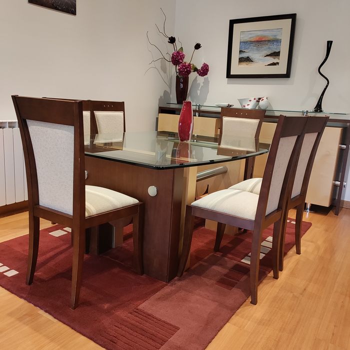 Mobília moderna de sala de jantar